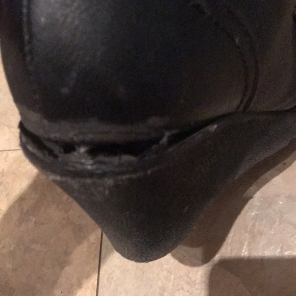 Super Cute Moda Italian Leather fur lined Boots With Small Heals - Picture 5 of 8